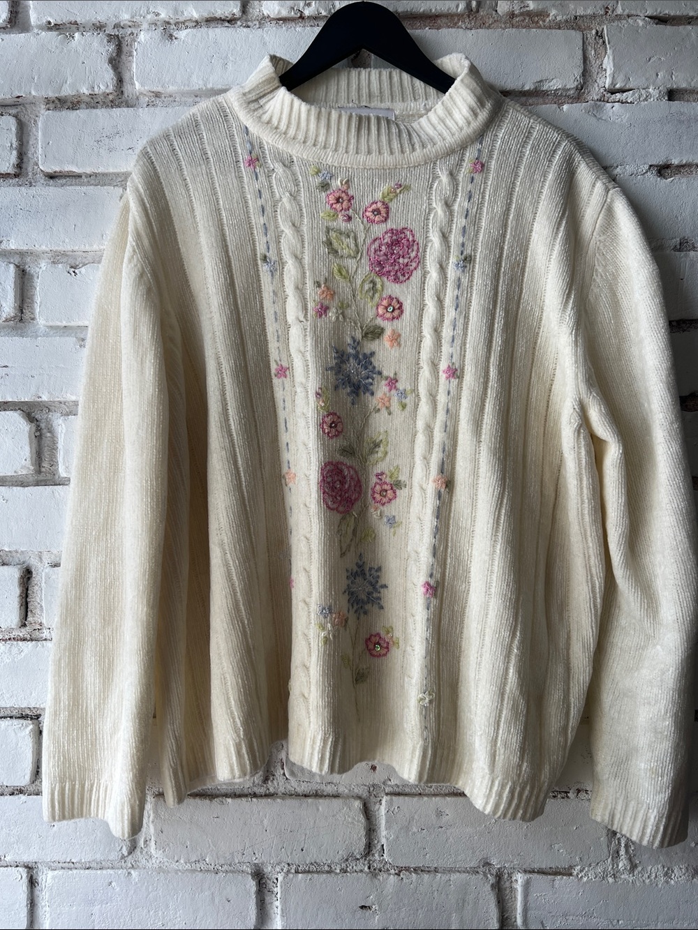 Vintage Alfred Dunner Cream CableKnit Sweater with Pink & Blue Floral Embroidery